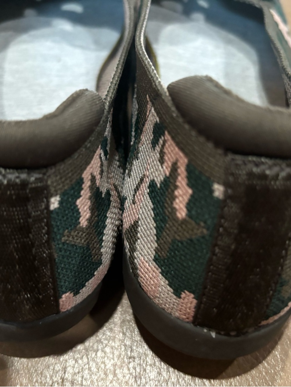 Cloudsteppers by Clarks Pink and Olive Camouflage Knit Ballet comfy Flats - Picture 5 of 6